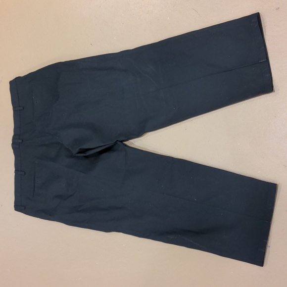 Dockers Pleated Pants 40x29 - Picture 3 of 5
